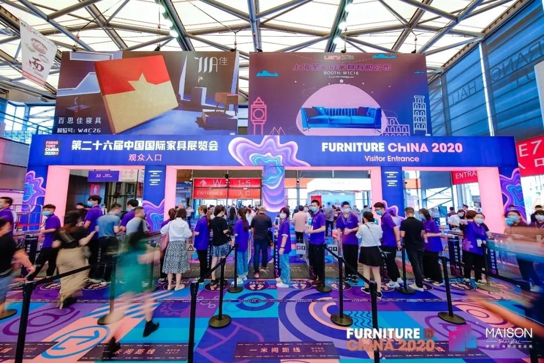 德利豐攜巖板現(xiàn)鋒芒，火爆上海家具展！