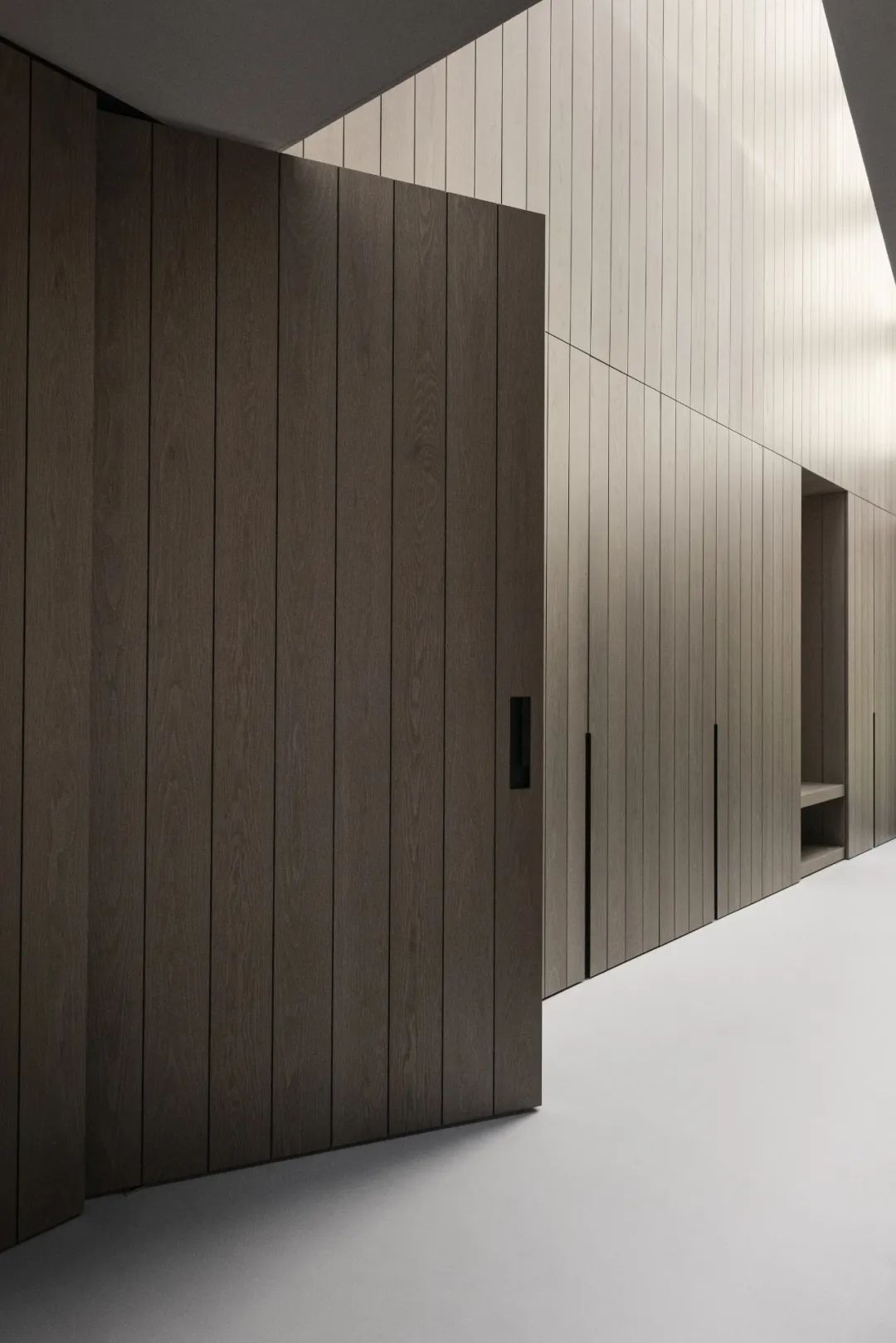 DELFONE奢木系列新品 | 烏金直紋木，與自然形態(tài)共生(圖9)