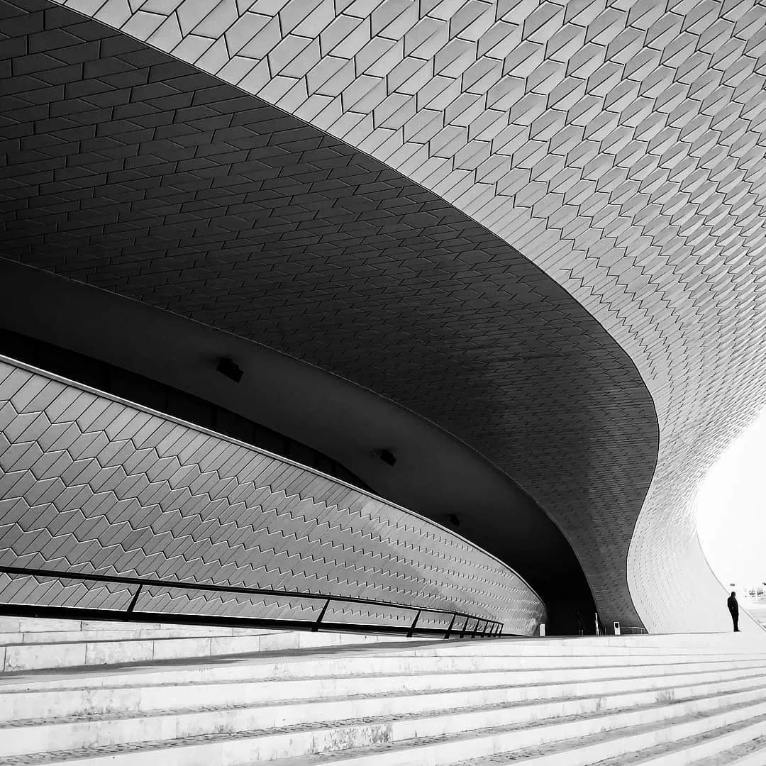 DELFONE新品 | 鈦金系列，構(gòu)建酷感十足的摩登空間(圖2)