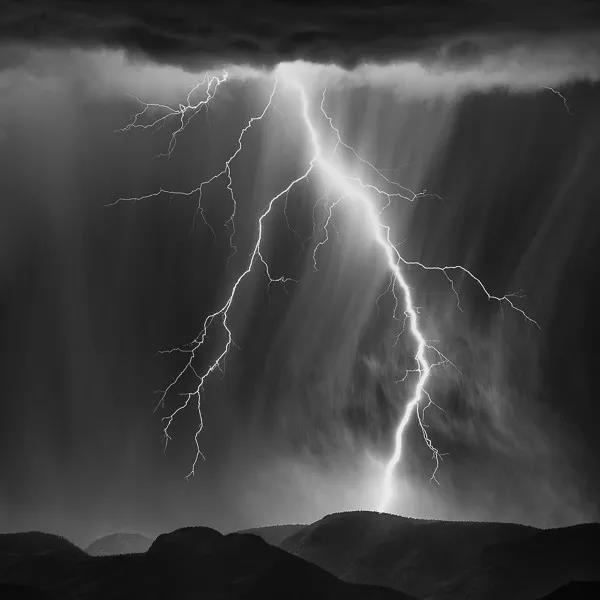 DELFONE新品 | 20MM阿勒山閃電黑，超然之美(圖1)