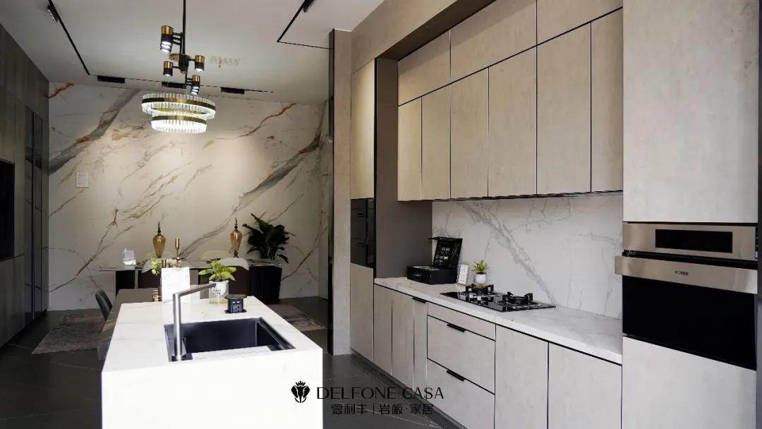 探店速遞 | 德利豐滕州巖板展館，呈現(xiàn)獨(dú)特空間美感(圖5)