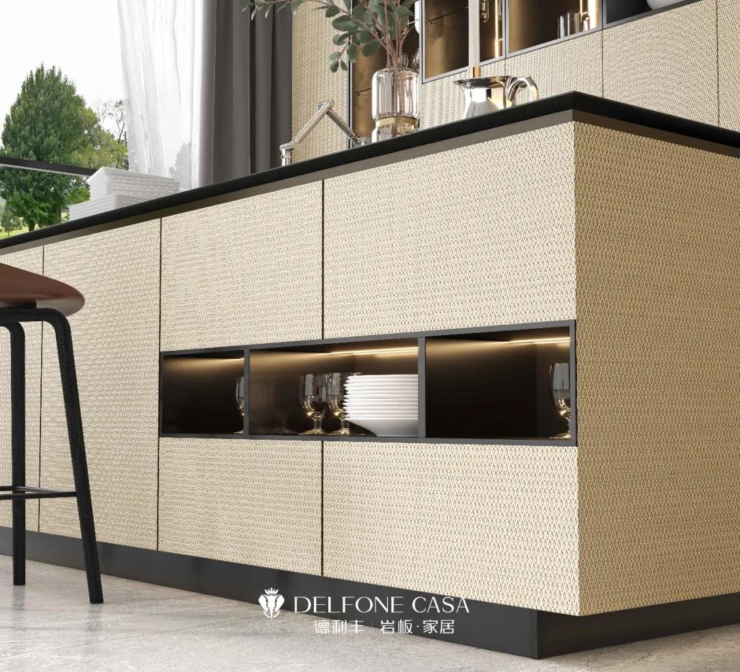 DELFONE新品 | 庫里南展現(xiàn)金屬時尚范，show出新高度