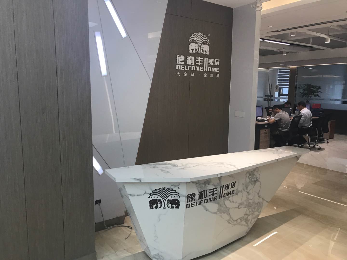 辦公室這么有趣，你還會(huì)不想上班嗎？(圖1)