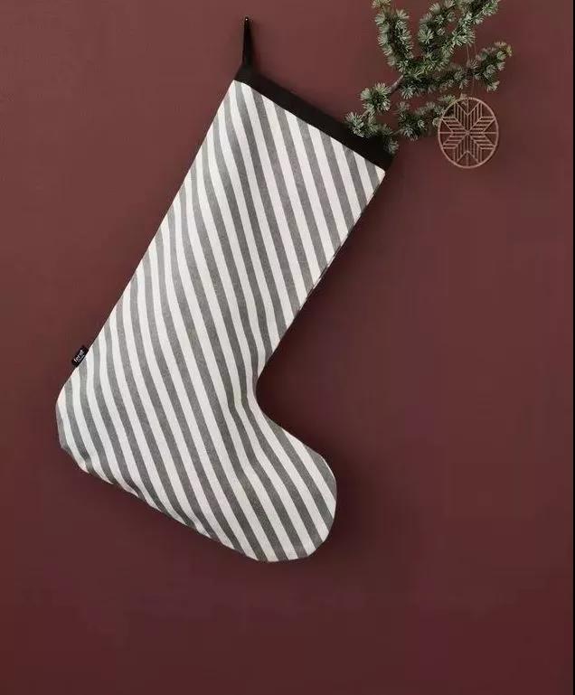 屬于圣誕節(jié)獨(dú)有的打開方式，你get了嗎？(圖3)