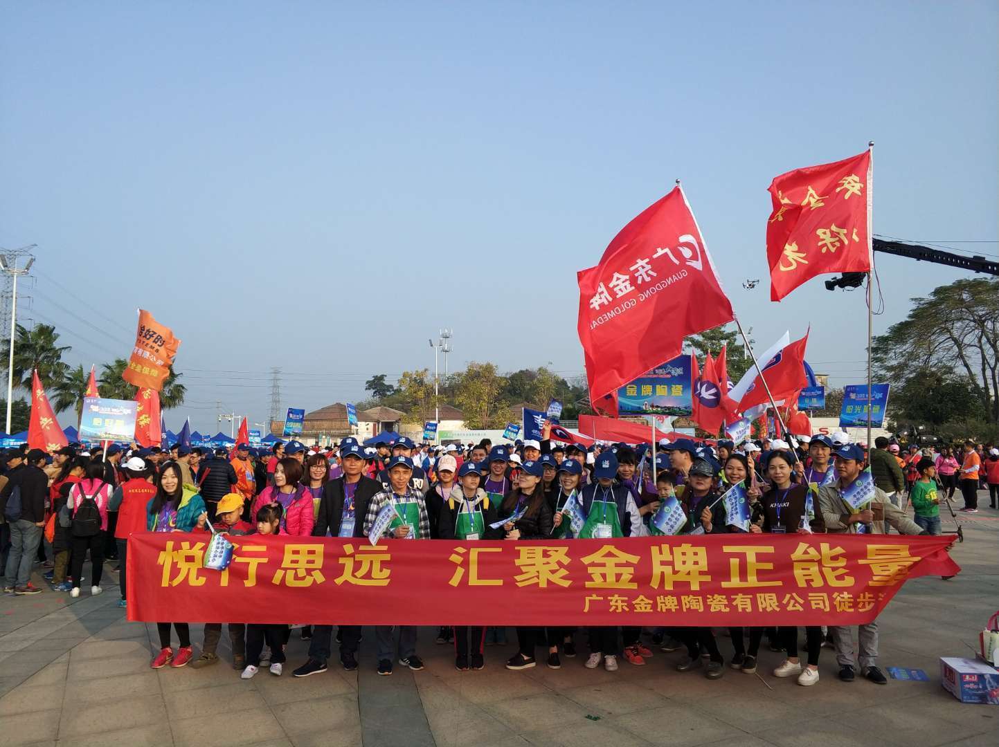 2018年，我們一直在前進(jìn)的路上