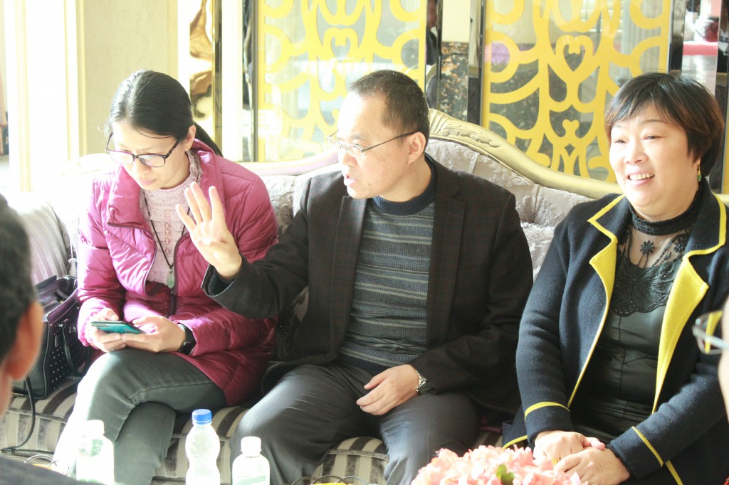 建材界“大腦”齊聚德利豐家居生產(chǎn)基地，力贊(圖3)