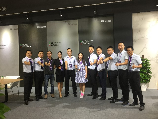 到底是一場(chǎng)怎樣的展會(huì)，讓多家媒體都想再來看(圖1)