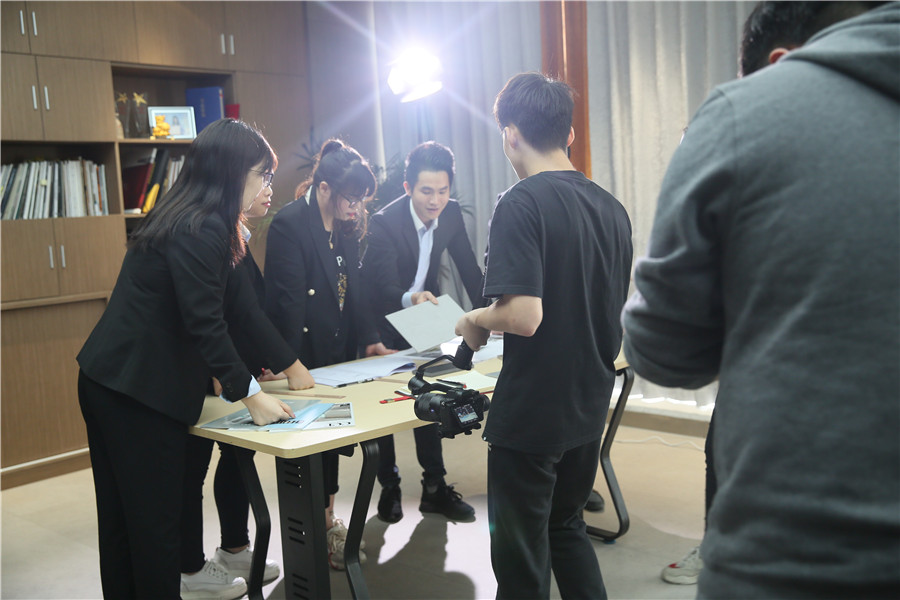 直擊德利豐品牌形象宣傳片拍攝現(xiàn)場(chǎng)，一大波片(圖3)