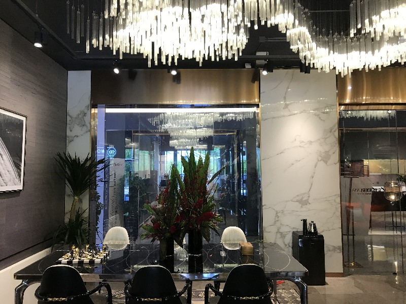 走在潮流前端，SCAVOLINI、KEYE門店都在用它！