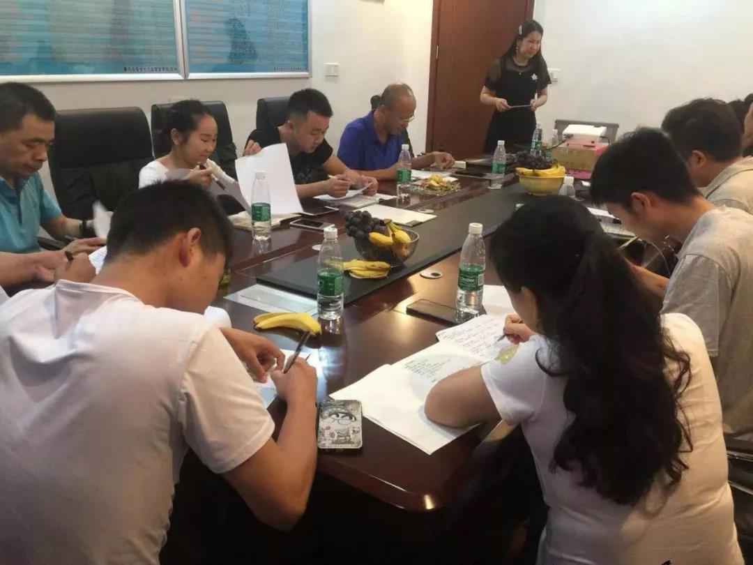 只做將軍不做兵！德利豐家居紅安縣終端實戰(zhàn)特(圖3)