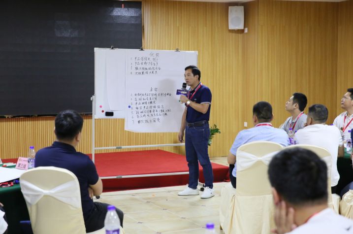 致勝未來(lái)，2019必須打贏的仗 記2019年金牌商學(xué)院(圖8)