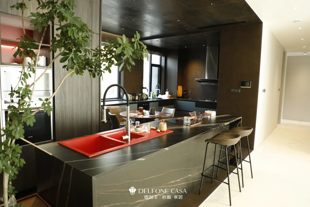 家裝案例 | 高級(jí)雅致的大平層別墅，演繹一半設(shè)計(jì)，一半藝術(shù)(圖6)