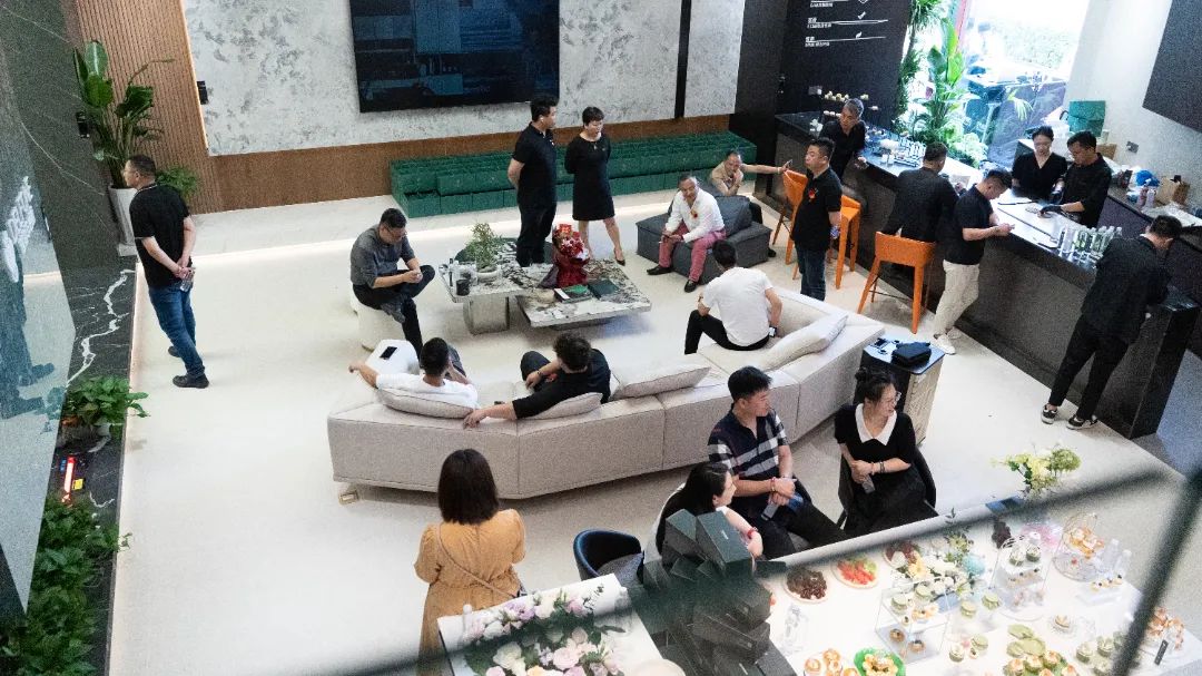 德利豐寧波旗艦店盛大開業(yè) | 以設計之名，巖造家居美學(圖25)